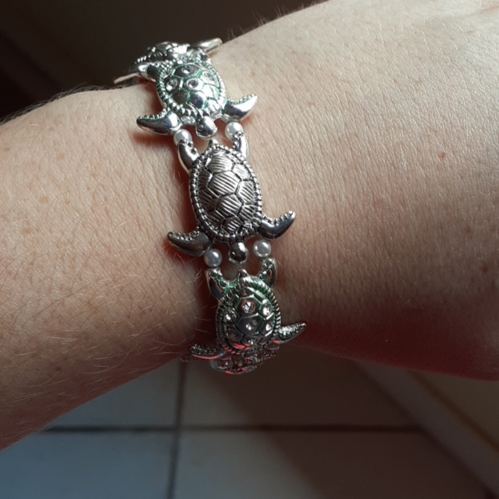 Turtle bracelet - Picture 2 of 3